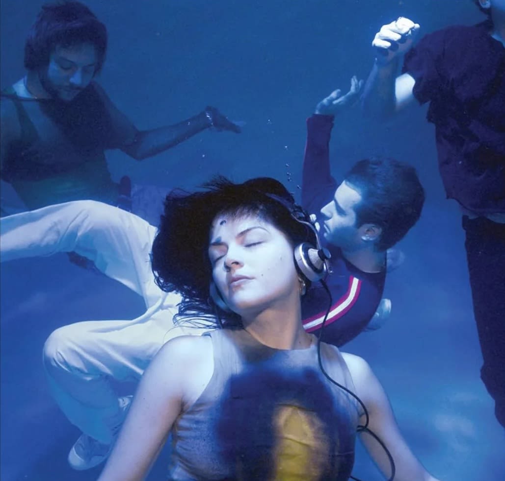 MARIAS THE — SUBMARINE (BLUE AND BLAC